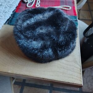 Elegant Black Faux Fur Beret